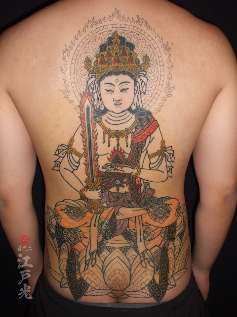 虚空蔵菩薩（こくうぞうぼさつ）背中、和彫りの刺青タトゥー