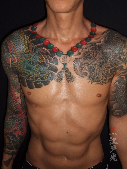 数珠の刺青タトゥー、和彫り、青龍、額彫り、ひかえ、カイナ、首