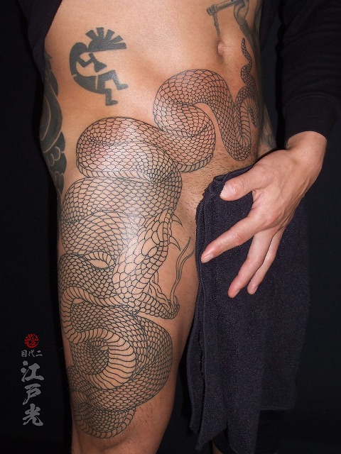 蛇の刺青