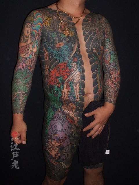 胸割りの刺青、地獄絵図、牛頭馬頭、タトゥー：東京刺青師二代目江戸光