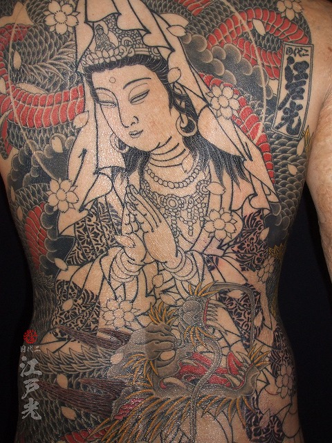 円光観音、円光龍観音の刺青、背中、和彫り、タトゥー：東京刺青師二代目江戸光