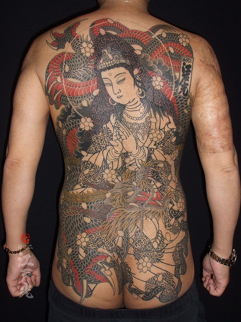 円光観音、円光龍観音の刺青、背中、和彫り、タトゥー：東京刺青師二代目江戸光