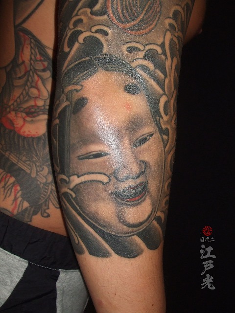 小面の刺青タトゥー
