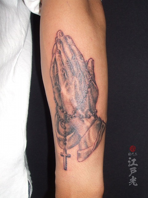 プレイングハンズ、ハンド、祈りの手、合掌の刺青タトゥー：東京二代目江戸光