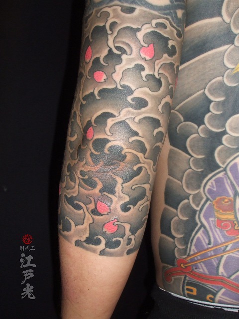 渦潮の刺青タトゥー