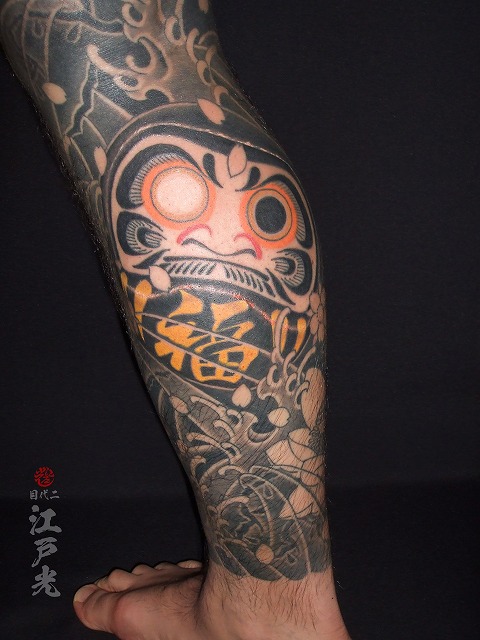 黒達磨、だるま、縁起物の刺青タトゥー
