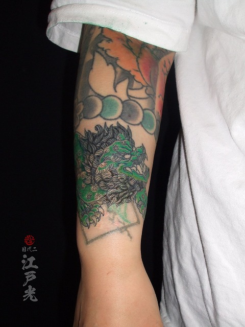 女性の和彫りや洋彫りの刺青タトゥー 東京 刺青 タトゥー 和彫り 洋彫り 刺青師二代目江戸光