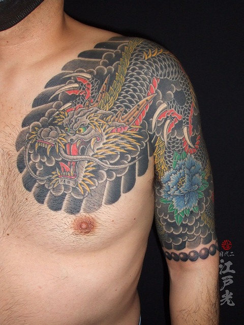 黒龍、青墨龍、数珠、額彫り、ひかえ、カイナ、五分の刺青タトゥー
