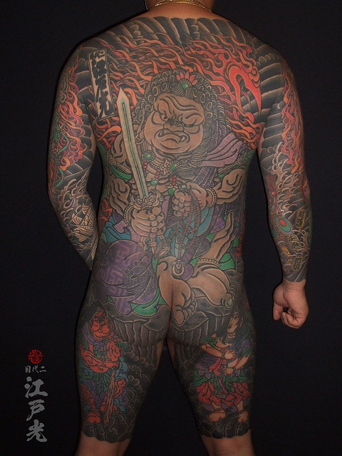 不動明王、不動三尊、背中の刺青タトゥー